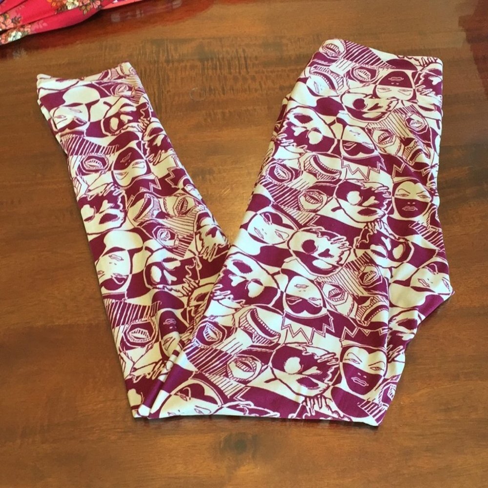 OS NWOT LuLaRoe Leggings Disney Villain